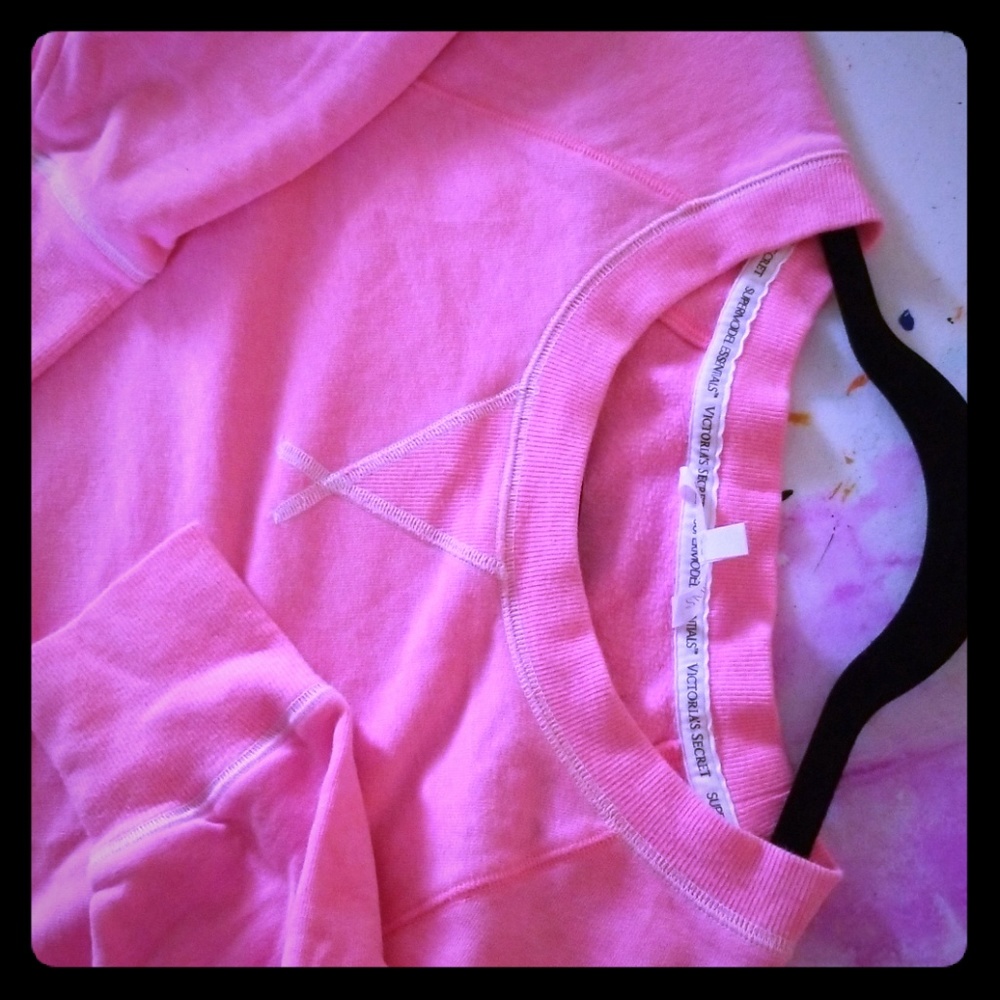 Xs pink Victoria secret sweater 3/4 length